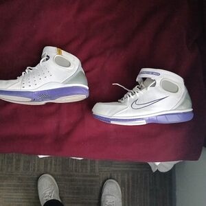 Kobe Bryant Huarache airs 2k4 White and Purple High-Top Sneakers